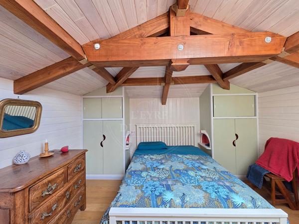 Maison Mios 120 m2 sur plus de 4500 m² de parcelle