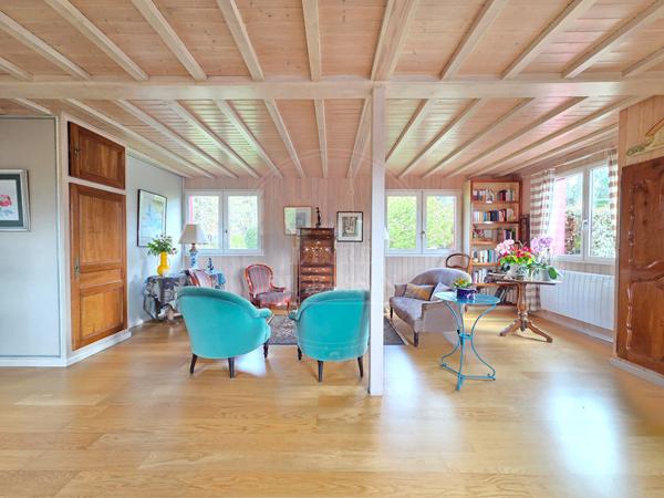 Maison Mios 120 m2 sur plus de 4500 m² de parcelle