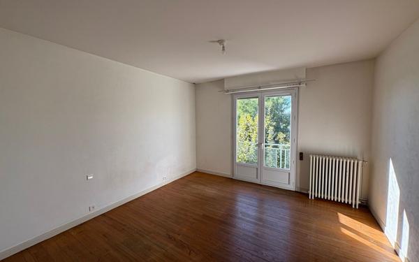 Maison à vendre    6 pièces • 196,03 m2 Toulouse