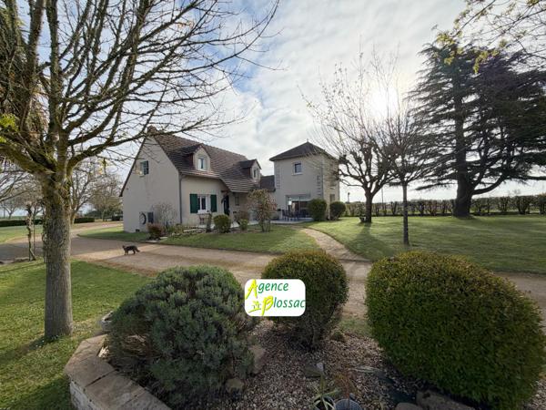 MAISON 5 CHAMBRES - 160m² hab. - PISCINE - DEPENDANCES - TERRAIN + 1,2HA