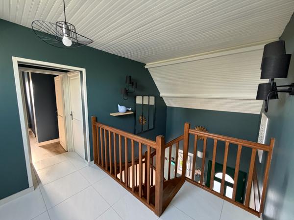 MAISON 5 CHAMBRES - 160m² hab. - PISCINE - DEPENDANCES - TERRAIN + 1,2HA