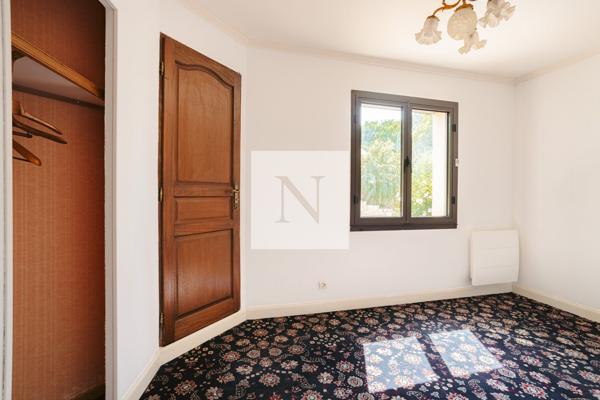 Maison de plain-pied 200 m² avec studio et terrain de 1 984 m² – La Boularde