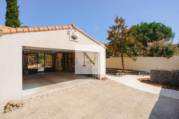 Maison de plain-pied 200 m² avec studio et terrain de 1 984 m² – La Boularde