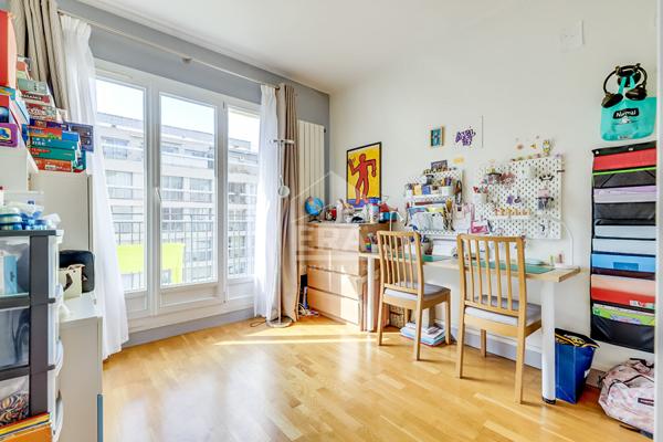Appartement Paris 3 pièce(s) 62.47 m2