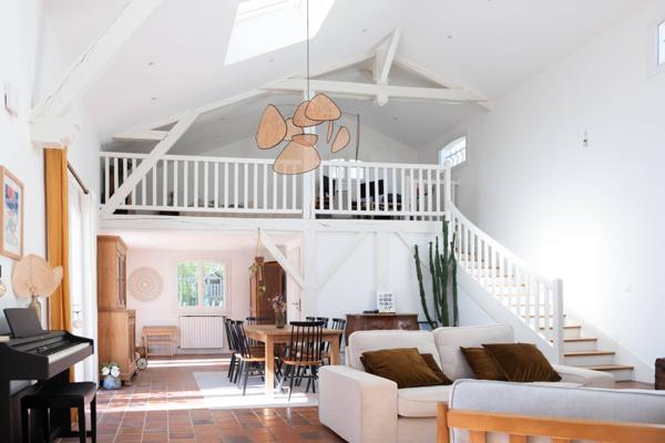 Maison 5 pièce(s) 3 chambre(s) 164.98 m²