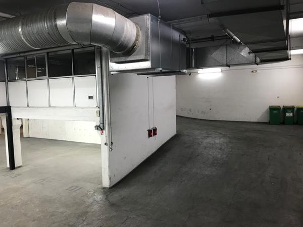 Colonel Fabien, limite 10ème Ardt, Local de près de 2 000m²