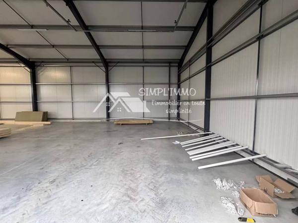 Cellule commerciale 122 m² ECHILLAIS