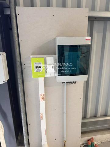 Cellule commerciale 122 m² ECHILLAIS
