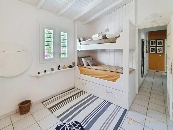 Villa d’exception et son bungalow, piscine et jardin tropical STE MARTHE SAINT FRANCOIS (971)