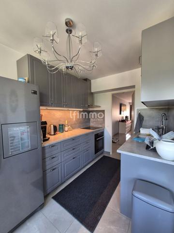 T3 75M2 avec Balcon 9M2 St Tronc 13010