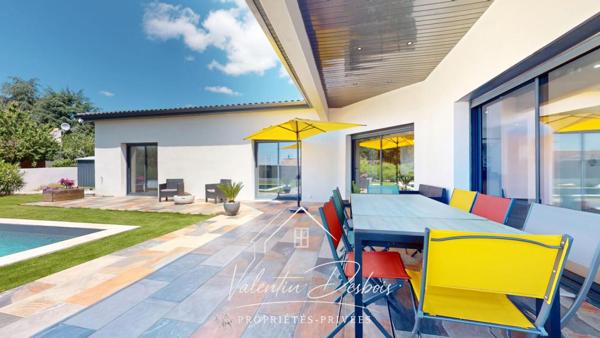 Villa contemporaine 2020 - 170 m² habitables - Piscine chauffée - Double garage