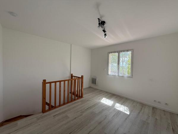 Villa T5 avec vue panomarique, sous-sol isolé et terrain de 4000 m²