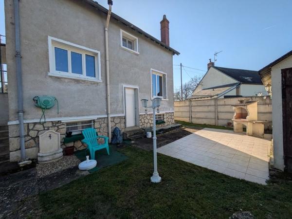 Maison à vendre 137 500 € Civray 5 p 126 m² DPE F