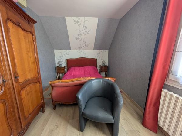 Maison à vendre 137 500 € Civray 5 p 126 m² DPE F