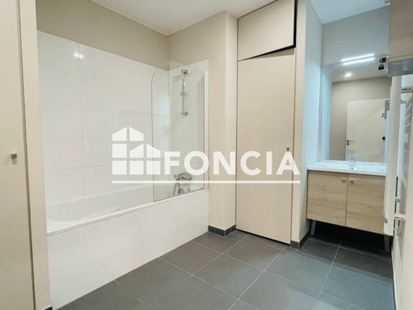 Location Appartement 3 pièces 85.53 m² - Toulon 83000