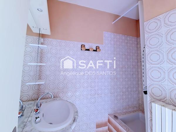APPARTEMENT DANS PETITE COPROPRIETE A MOYEUVRE-PETITE