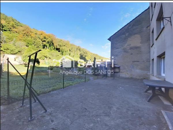APPARTEMENT DANS PETITE COPROPRIETE A MOYEUVRE-PETITE