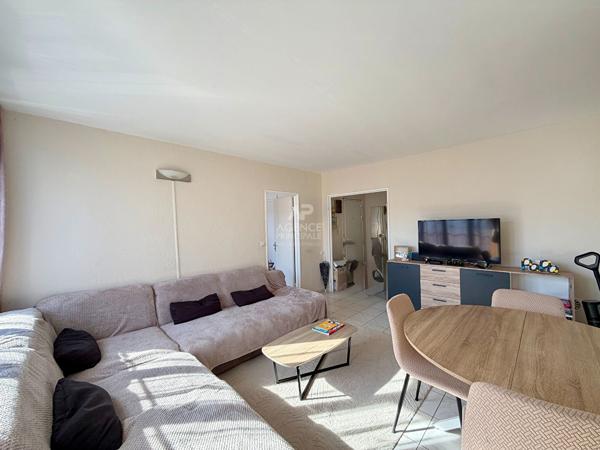 Appartement Franconville 4 pièce(s) 70.85 m2 175 000 € **  - Référence  26-3878