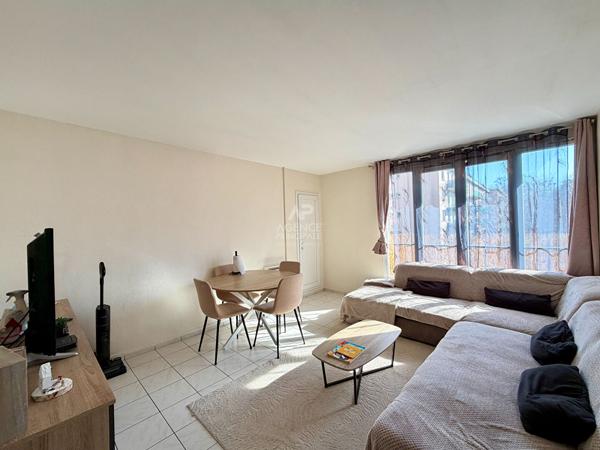 Appartement Franconville 4 pièce(s) 70.85 m2 175 000 € **  - Référence  26-3878