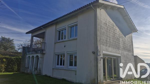 Maison à vendre 6 pièces 142 m² Vélines