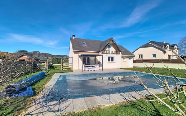 Maison à vendre    4 pièces •  Calvinet