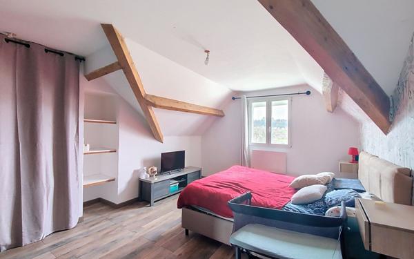 Maison à vendre    4 pièces •  Calvinet