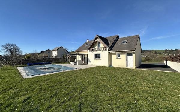 Maison à vendre    4 pièces •  Calvinet