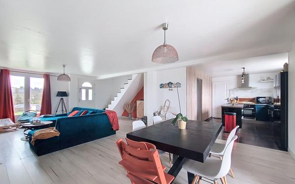 Maison à vendre    4 pièces •  Calvinet