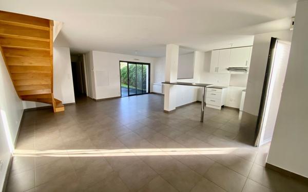 Maison à vendre    4 pièces •  Séné