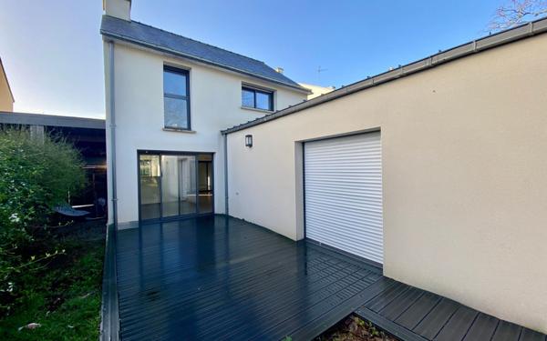 Maison à vendre    4 pièces •  Séné