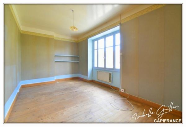 Dpt Cher (18), à vendre LE CHATELET maison P3 de 98 m² - Terrain de 207 m²