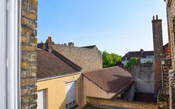 SPECIAL INVESTISSEUR !! Dunkerque centre: Appartement 75 m2 deux chambres .