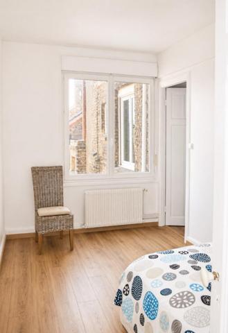 SPECIAL INVESTISSEUR !! Dunkerque centre: Appartement 75 m2 deux chambres .