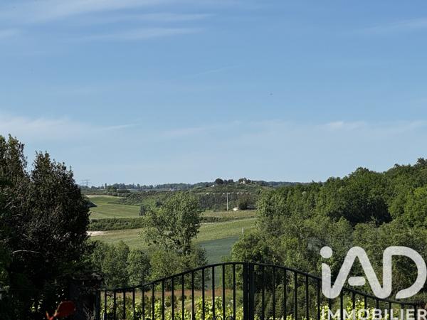 Maison à vendre 6 pièces 150 m² Saint-Bonnet-sur-Gironde
