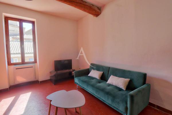 APPARTEMENT TYPE 5 DE 134.56 M2 PLACE DE PARKING ET CAVES