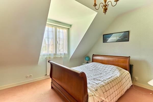 Maison 7 pièces – 149 m² environ à Chantepie (ref : 41095)