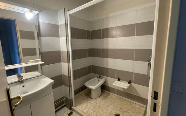 Appartement à vendre    4 pièces • 78,94 m2 Aubagne