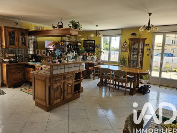 Maison à vendre 6 pièces 125 m² Saujon