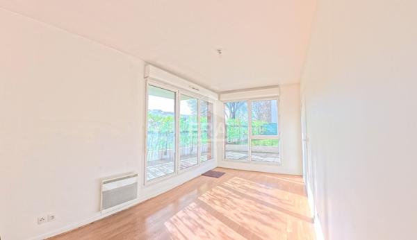Appartement F2 - Extérieur & parking - Secteur Stade de France