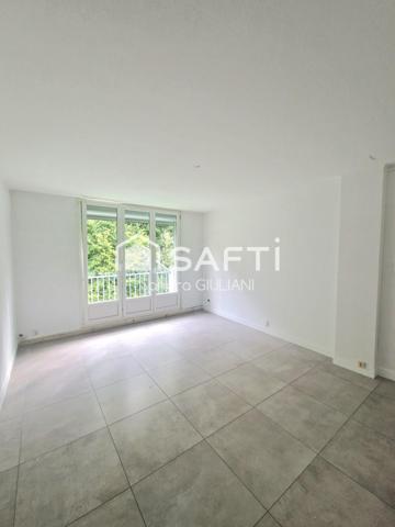 Appartement rénové aux portes des frontières !