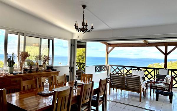 Appartement à vendre    5 pièces • 177 m2 Schoelcher