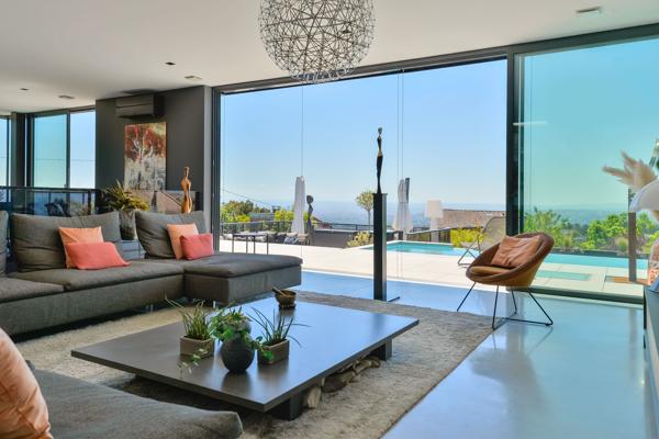 Villa contemporaine 4 chambres avec vue exceptionnelle au calme et sans vis à vis à Saint-Didier-au-Mont-d’Or