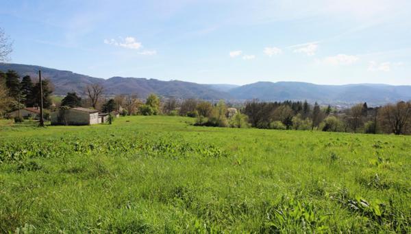 PROPRIETE DE 4.3H - MAISON 6 P 110M² - BOX A CHEVEAUX