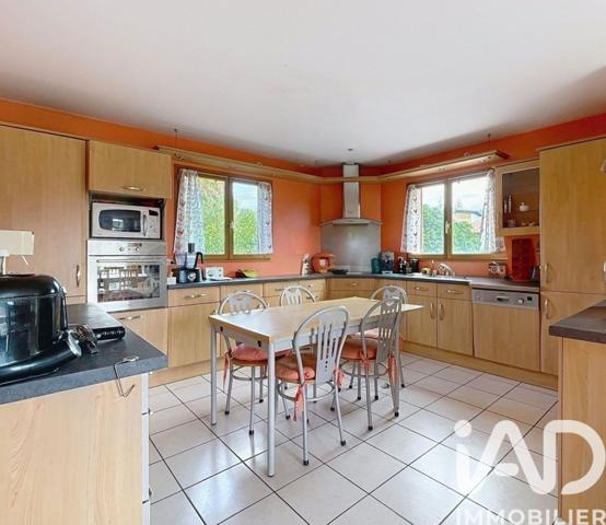 Maison à vendre 5 pièces 140 m² Contamine-sur-Arve