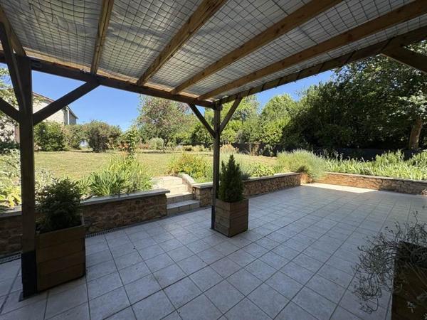 Maison à louer 950 € CC Ste-Christie 4 p 106 m² DPE D