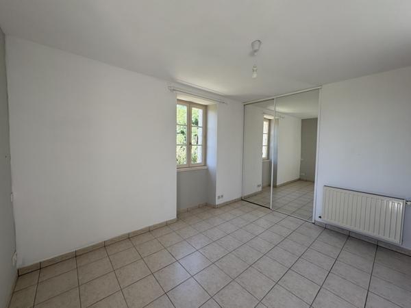 Maison à louer 950 € CC Ste-Christie 4 p 106 m² DPE D