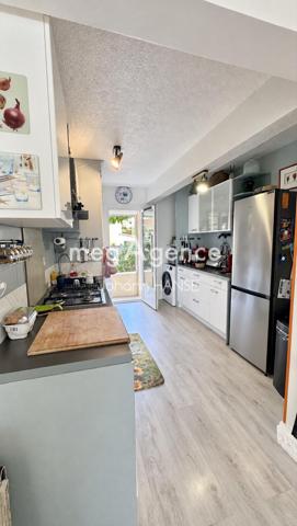 Appartement à FREJUS, 83600 - 2 pièces 59m²