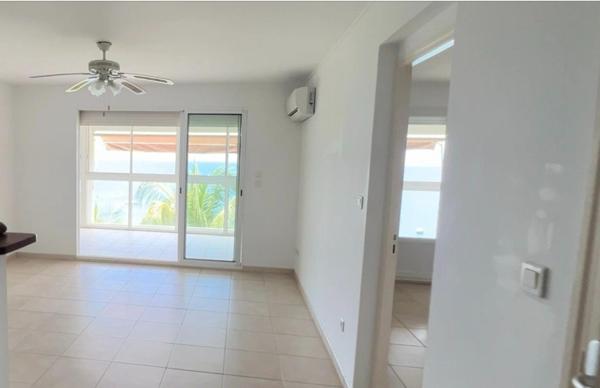 Rare avec terrasse parking vue mer