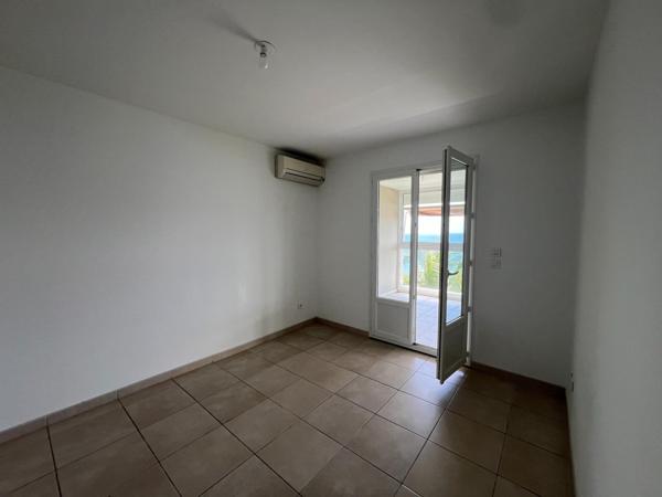 Rare avec terrasse parking vue mer