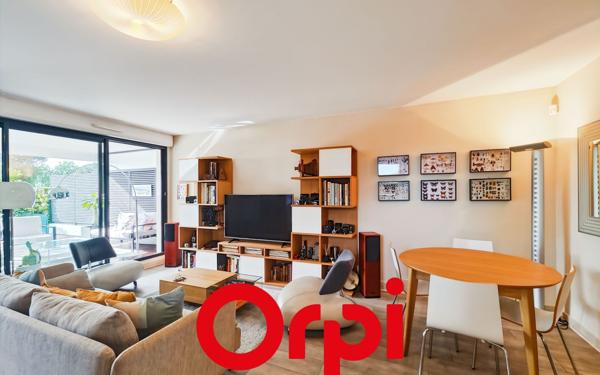 Appartement à vendre    3 pièces • 62,79 m2 Bandol